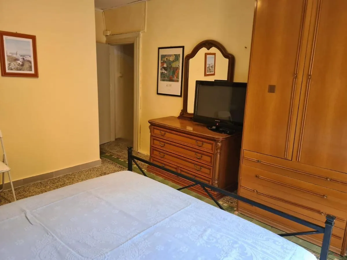 Hotel La Casa Di Emanuela Caltavuturo 0*,  Italia