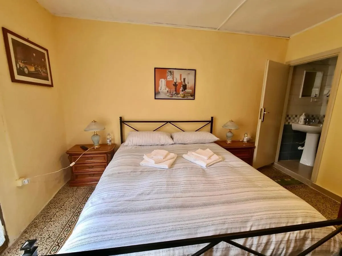 Hotel La Casa Di Emanuela Caltavuturo 0*,